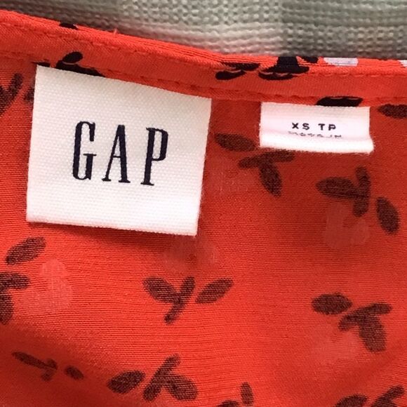 2/40$ GAP liberty floral tank top XS summer top lightweight clothing red orange - Picture 3 of 9